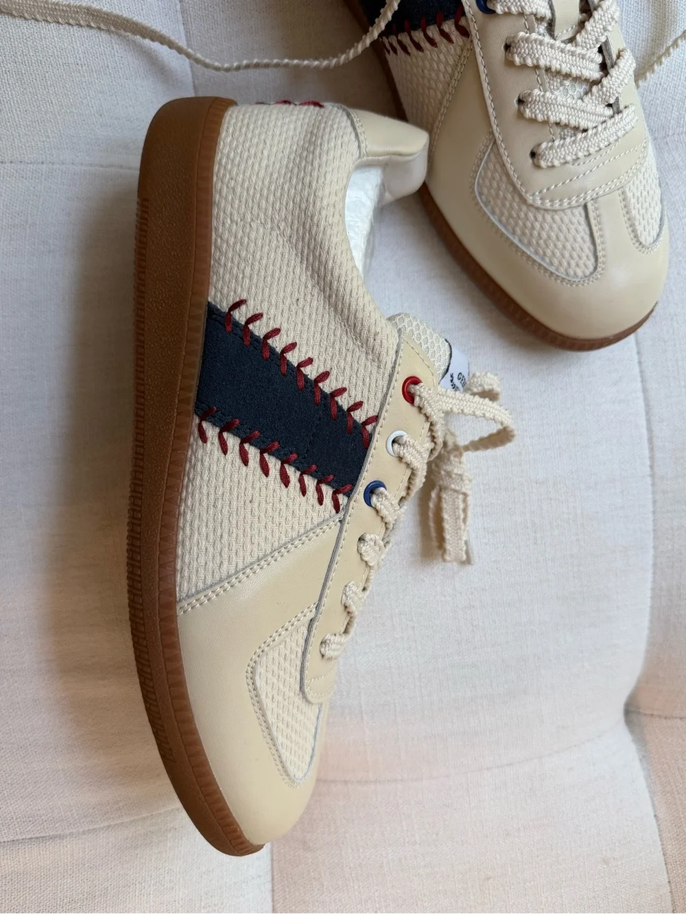 Maden Vintage Baseball German Training Shoes GAT Cream Navy Red Size 7.5M 9-9.5W